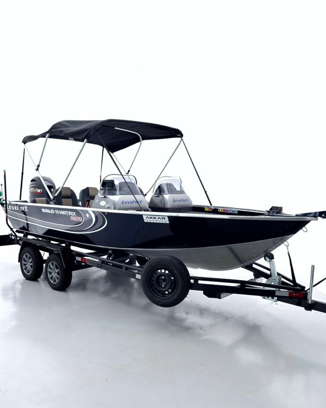 Levefort Marajó Matrix 19 Special Series + Motor Yamaha 150HP VMAX + CARRETA RODOVIARIA