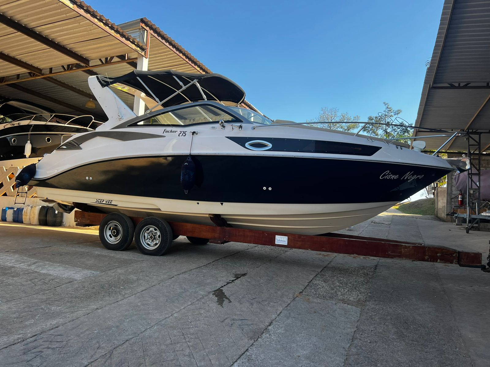 Lancha Focker 275