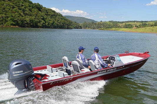 Barco Levefort Grand Apolus FREESTYLE + Motor 115HP + Carreta