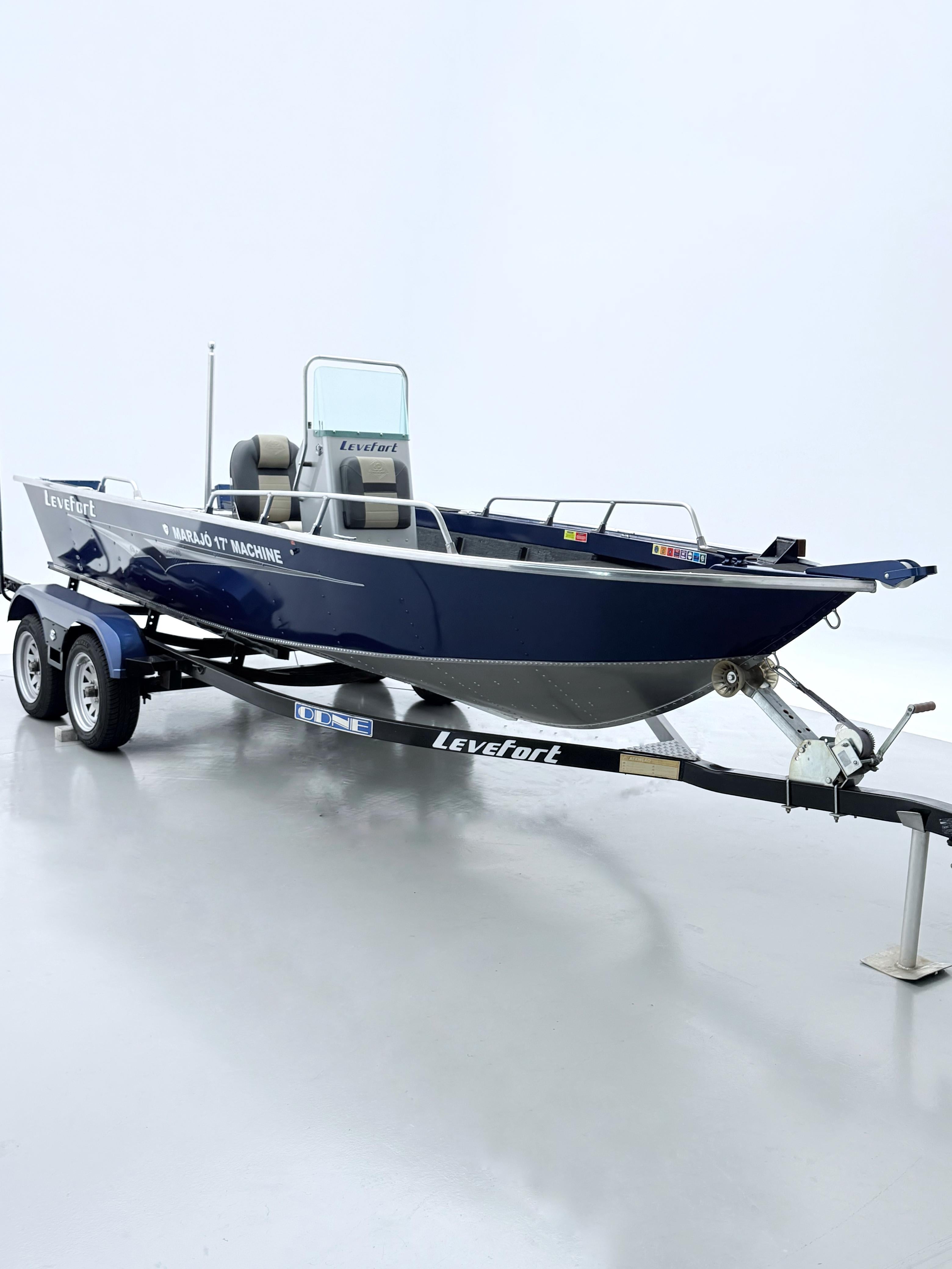 Barco Levefort Marajó Machine Fisharound + Motor 60HP + Carreta rodoviária