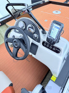 Barco lancha Levefort Apolus 600 S + Motor popa Mercury 100HP ELPT EFI + Carreta rodoviária
