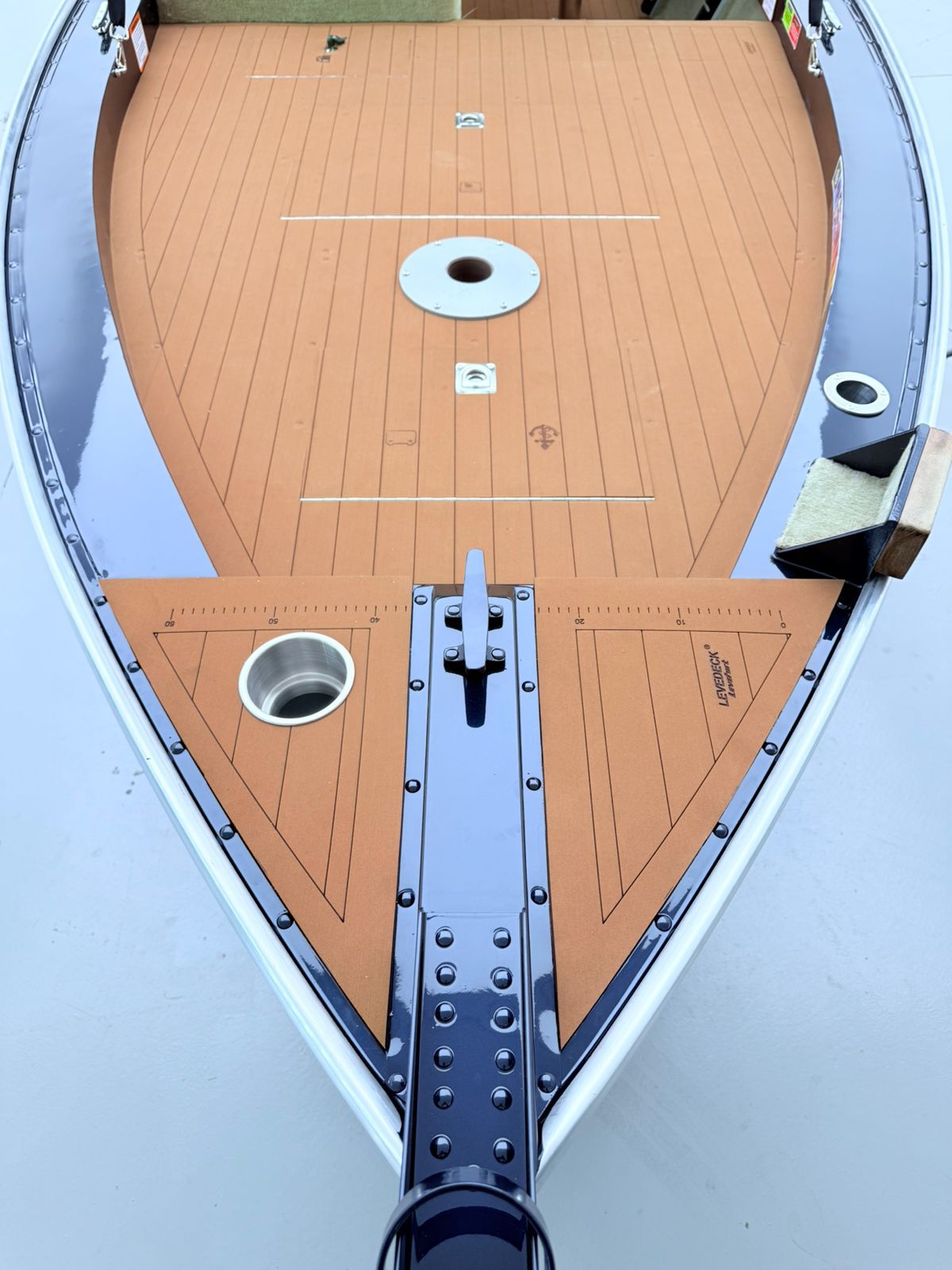 Barco Levefort Marfim Sport Fishing Freestyle 6.0 + Motor 60HP + Carreta rodoviária