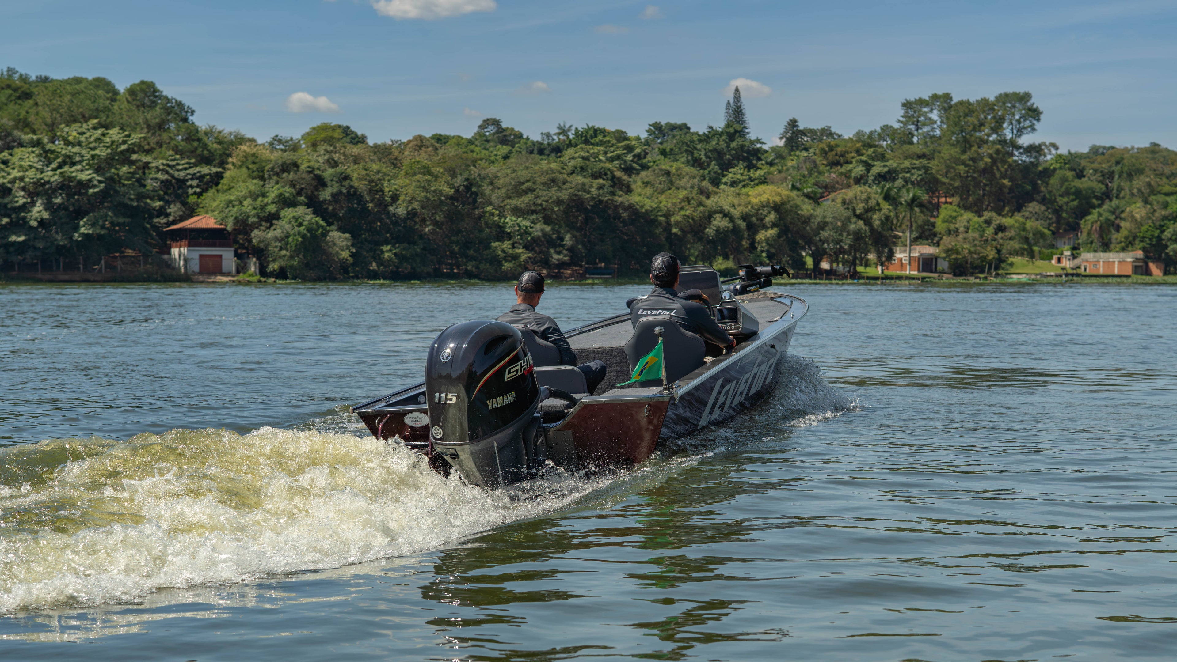 Levefort Marajó 19 Master BASS EDITION + Motor Mercury 115 PROXS e Carretinha