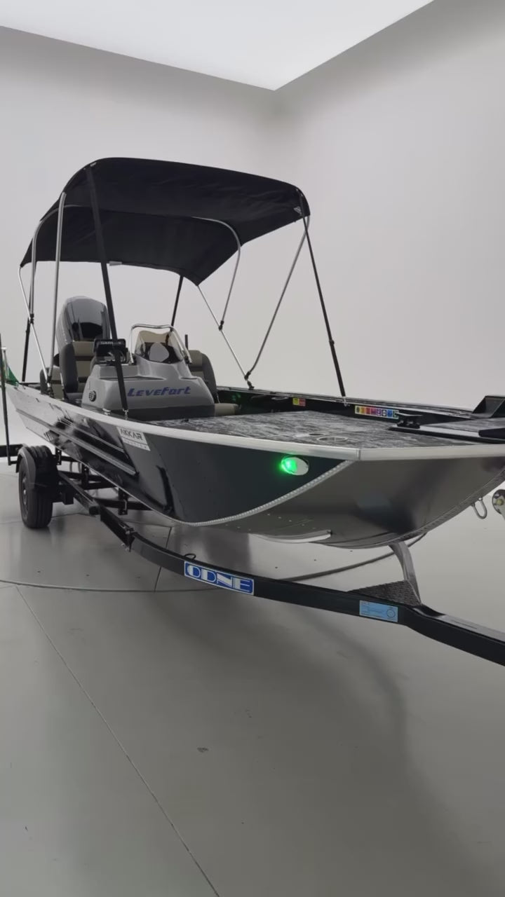Barco lancha Levefort Apolus 600 S + Motor popa Mercury 100HP ELPT EFI + Carreta rodoviária